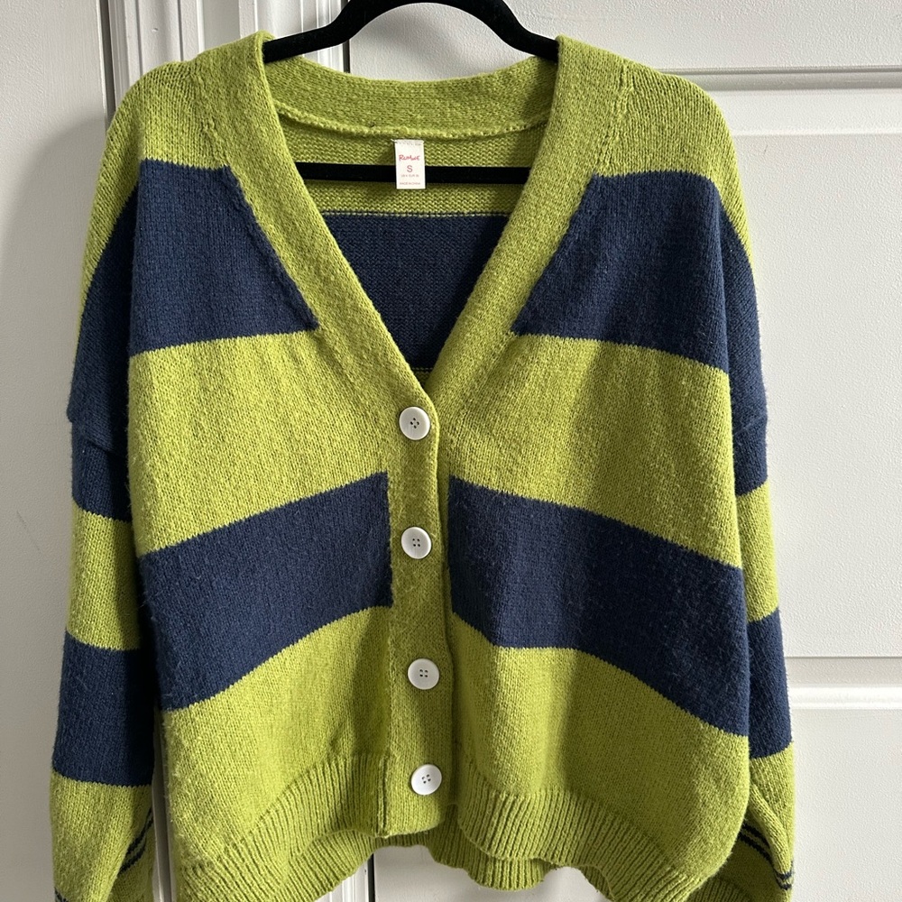 Romwe striped oversized cardigan, good condition, women’s small